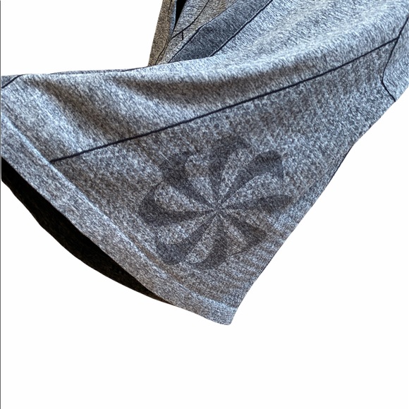 Nike Dri-fit running long sleeve top size M Gray - Picture 4 of 9